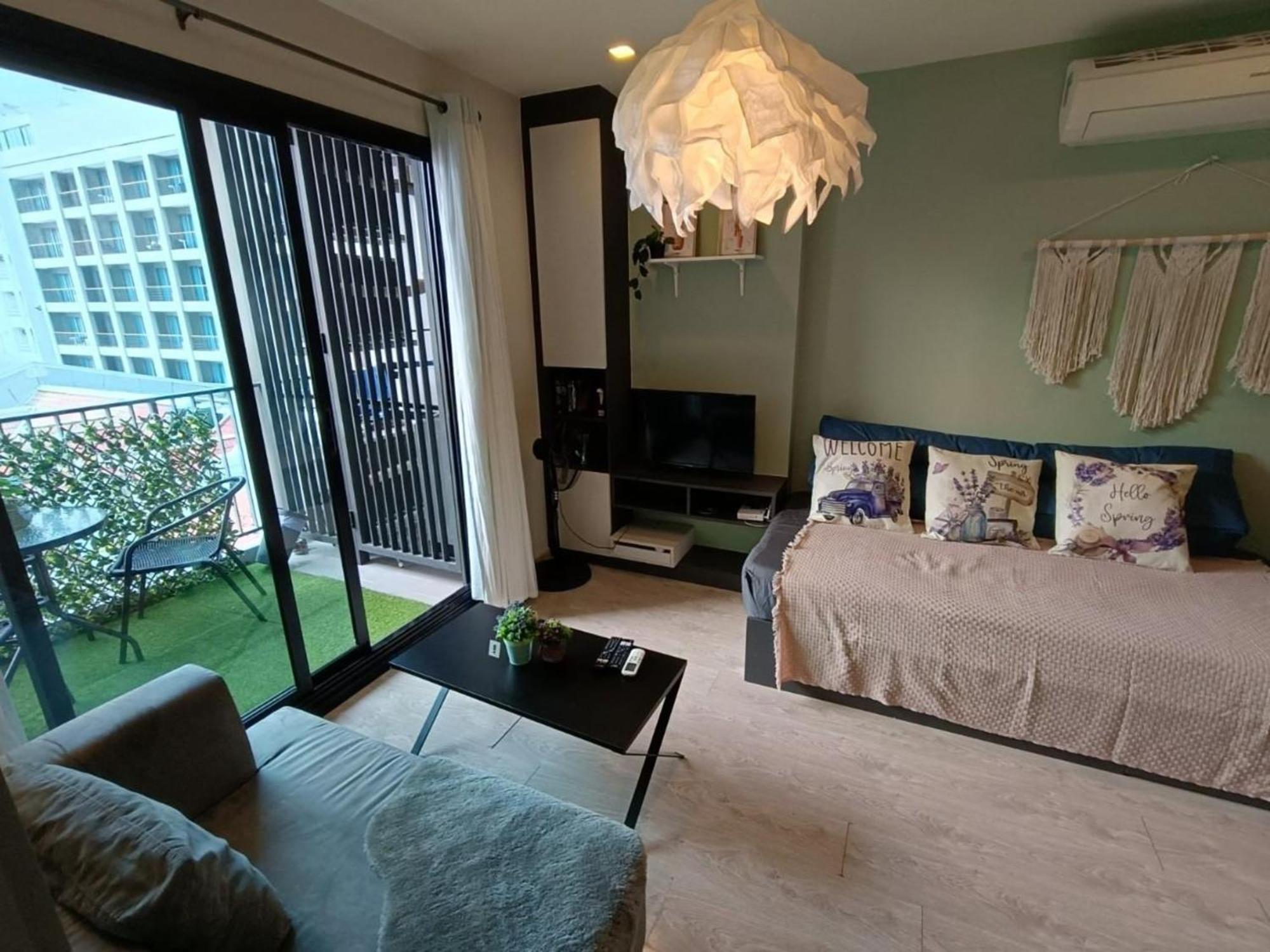 The Base Central Pattaya By Mickey Exterior foto