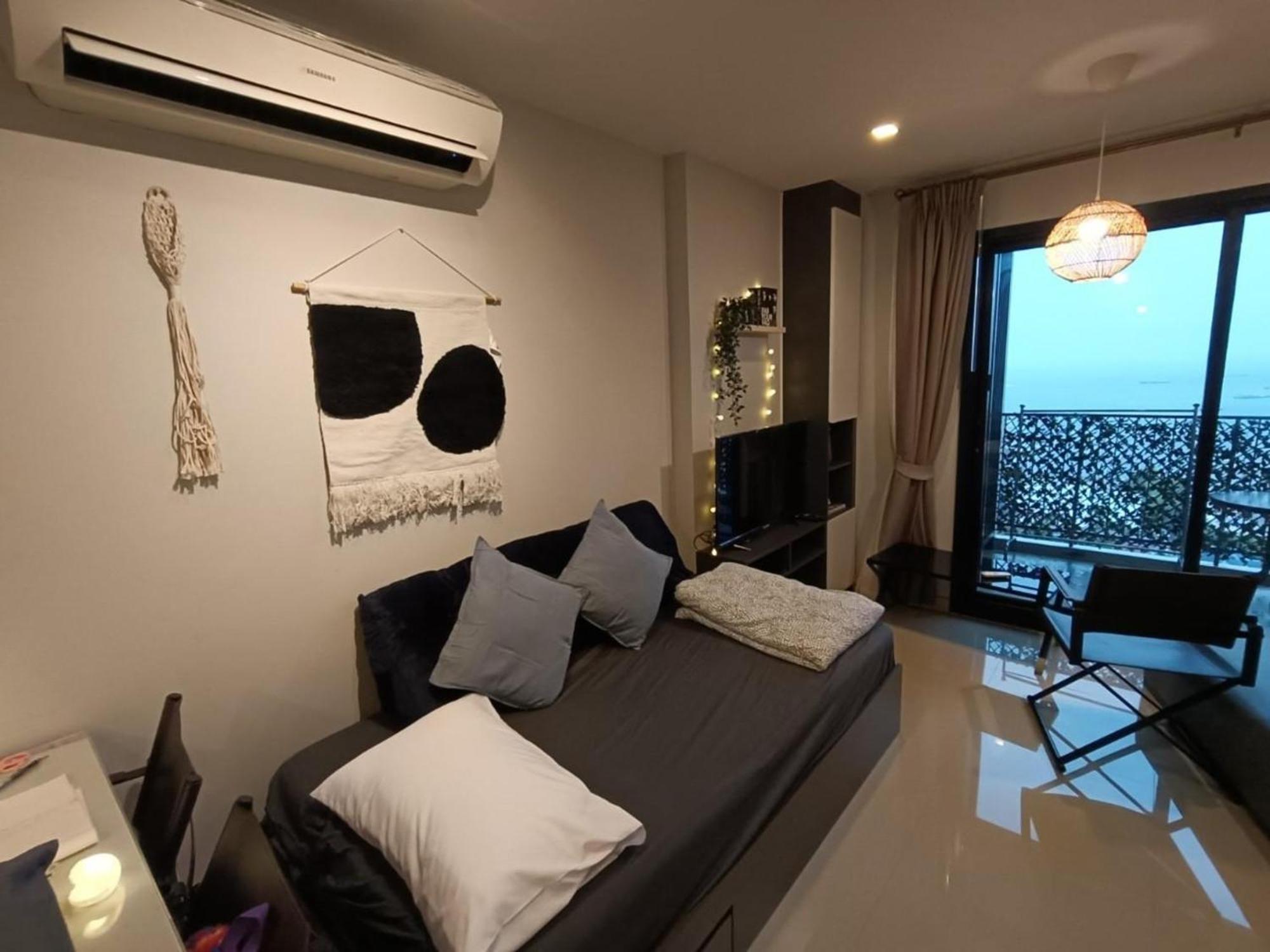 The Base Central Pattaya By Mickey Exterior foto