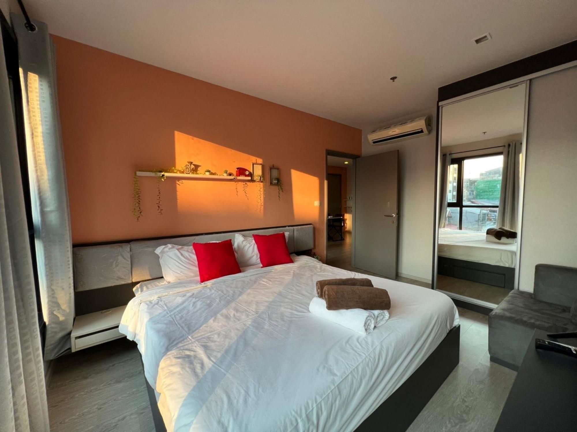 The Base Central Pattaya By Mickey Exterior foto