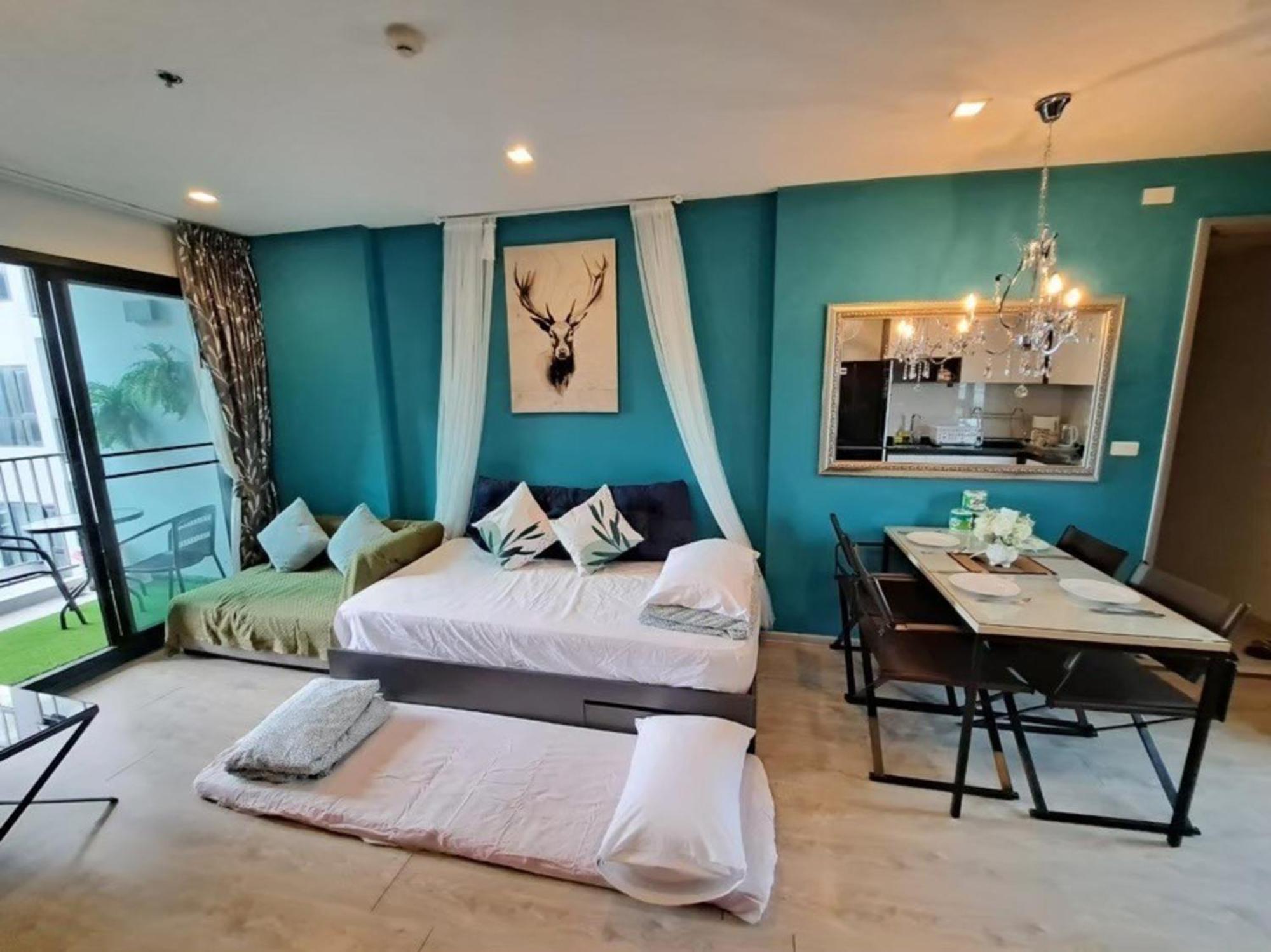 The Base Central Pattaya By Mickey Exterior foto
